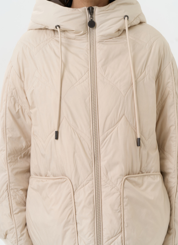 Женская куртка с капюшоном 