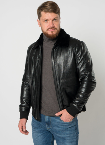 Мужская дубленка пилот в черном цвете
