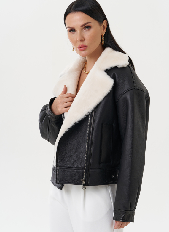 Натуральная дубленка черного цвета