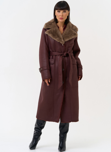 Женская дубленка из эко замши с английским воротником Женская дубленка из эко замши с английским воротником