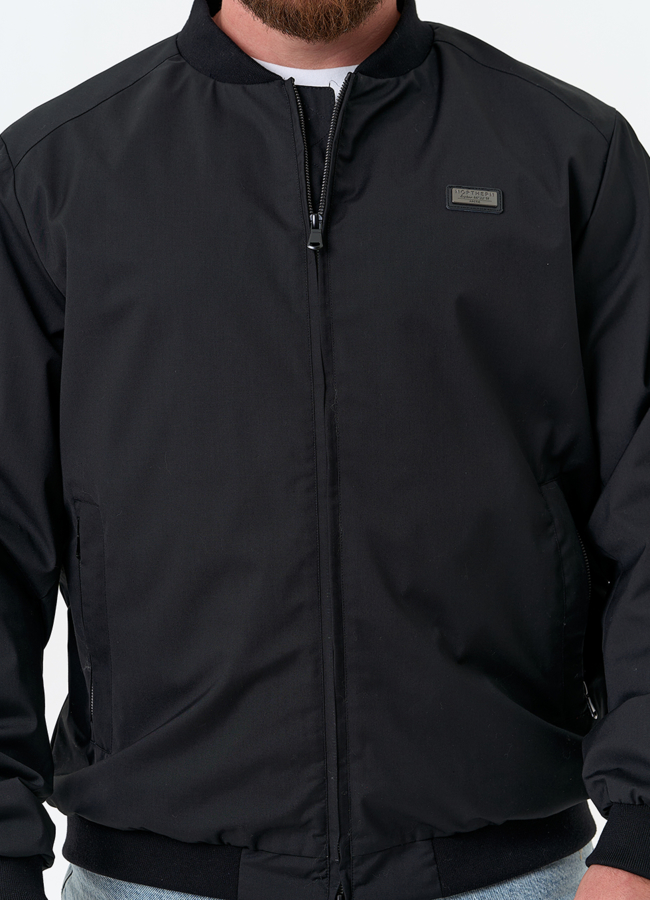 Мужская куртка бомбер  модель № 32706 универмаг малина