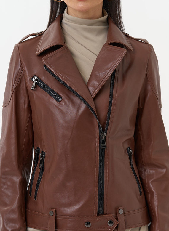 Женская куртка - косуха 