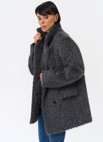 Женское утепленное пальто с английским воротником