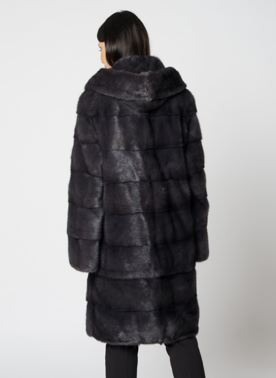 Норковая шуба в цвете графит с капюшоном 
