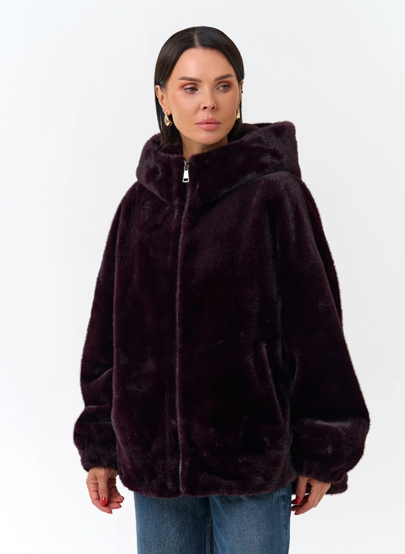 Женская шуба из эко меха с капюшоном фото