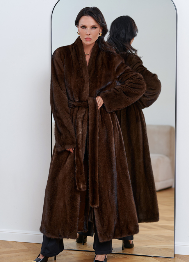 Женская длинная шуба из меха норки модель № 5426 меха малина