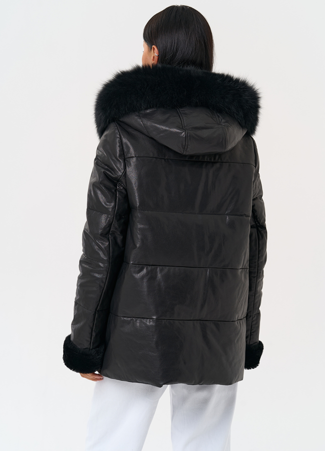 Короткий пуховик из натуральной кожи с капюшоном модель № 6402 в кредит