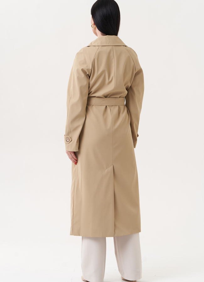 Плащ бежевого цвета с английским воротником модель № 27217 в рассрочку
