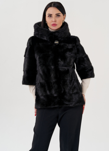 Шуба из норки с капюшоном черного цвета