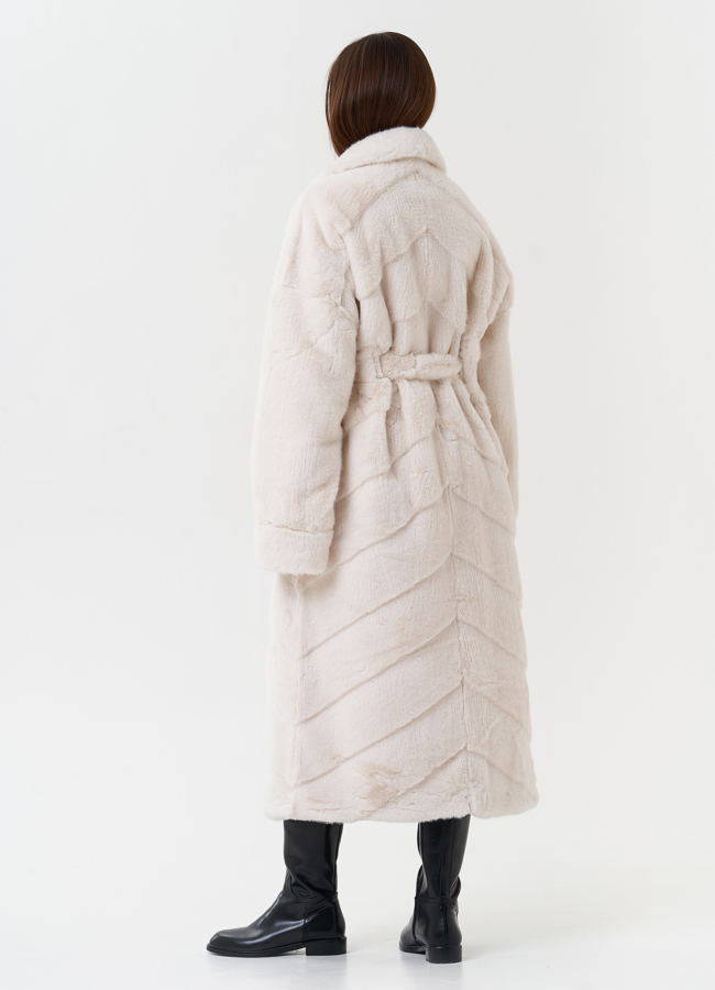 Шуба из эко меха с поясом модель № 28426 универмаг малина