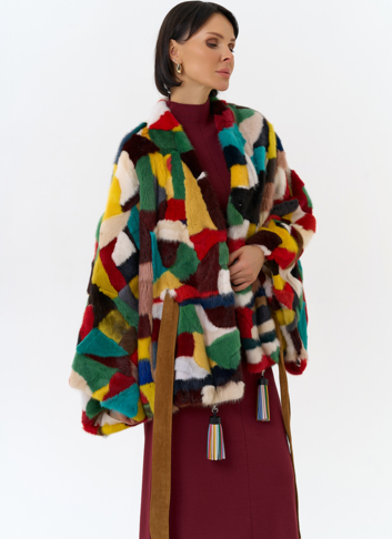 Яркая шуба из меха норки