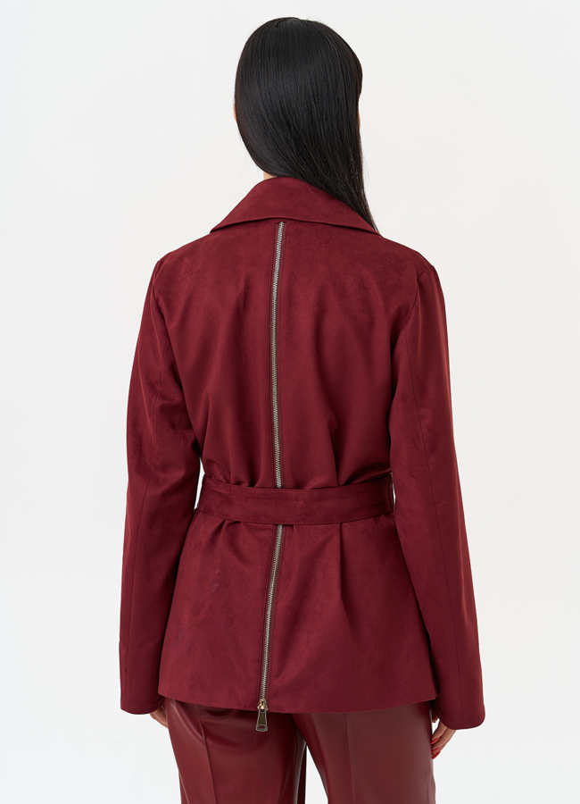 Женская куртка из эко замши бордового цвета модель № 30056 в кредит