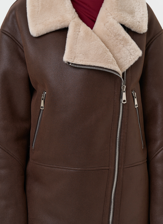 Женская дубленка из эко замши с воротником