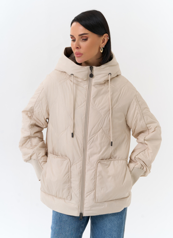 Женская куртка с капюшоном 