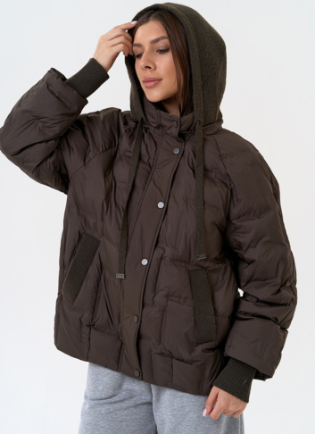 Женская куртка с трикотажным капюшоном