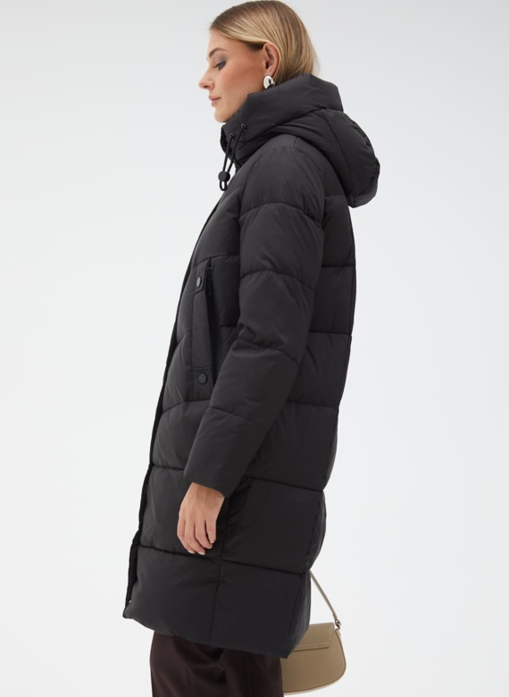 Женский пуховик с капюшоном