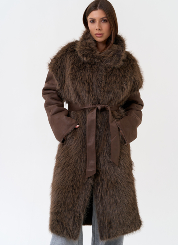 Женская дубленка из эко замши с отделкой из эко меха Женская дубленка из эко замши с отделкой из эко меха