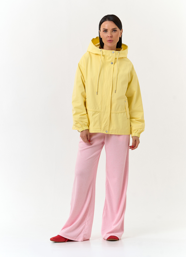 фото Женская ветровка с капюшоном  модель № 33120