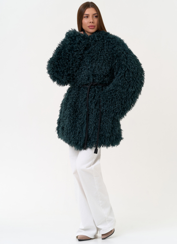 Женская шуба из эко меха изумрудного цвета