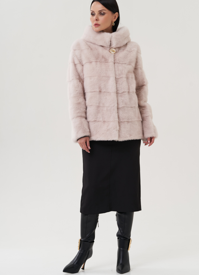 Шуба бежевого цвета из меха норки модель № 25397 универмаг малина