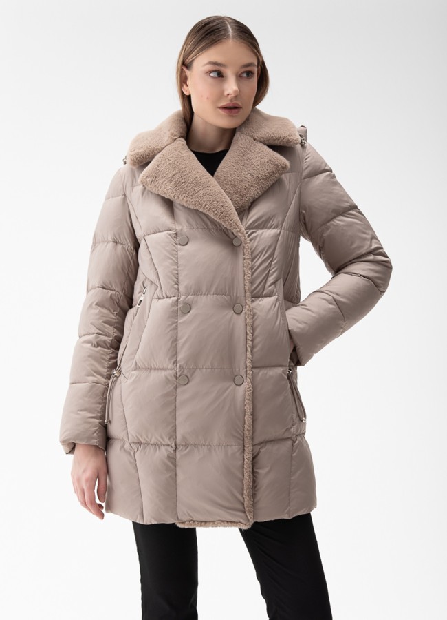 Комбинированный женский пуховик с капюшоном модель № 28390 меха малина