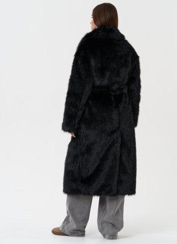 Длинное пальто из эко меха под песца