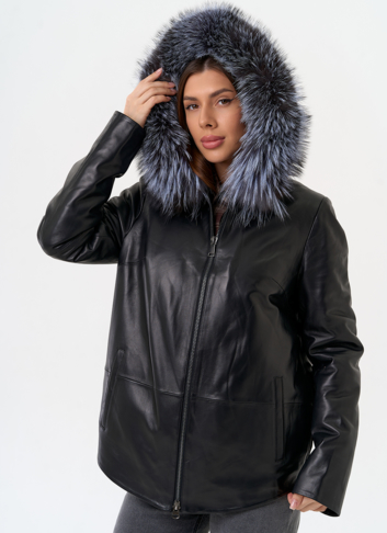 Женская куртка из натуральной кожи с капюшоном из меха чернобурки Женская куртка из натуральной кожи с капюшоном из меха чернобурки