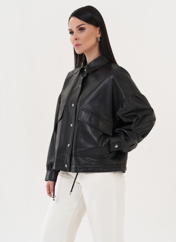 Кожаная куртка "бомбер" с кулиской по низу