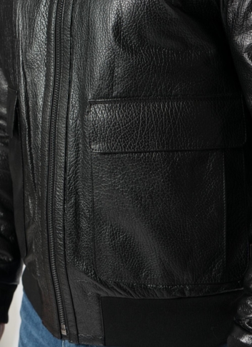 Мужская дубленка пилот в черном цвете