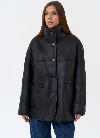 Женская двухсторонняя дубленка из эко замши в черном цвете Женская двухсторонняя дубленка из эко замши в черном цвете