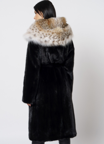 Норковая шуба с рысью в черном цвете