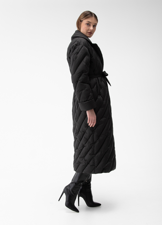 Женский пуховик с английским воротником модель № 28379 в рассрочку