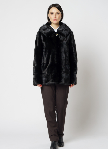 Укороченная норковая шуба черного цвета 2 в 1