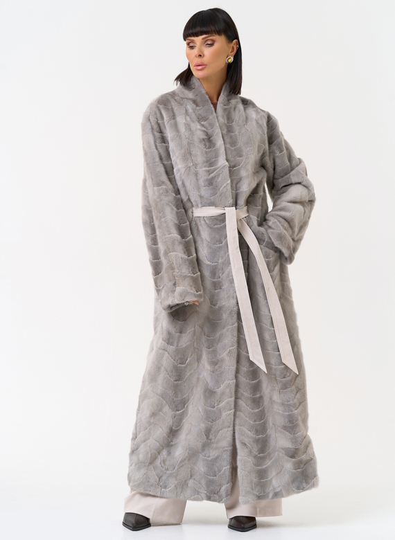 Длинная шуба из меха норки с поясом