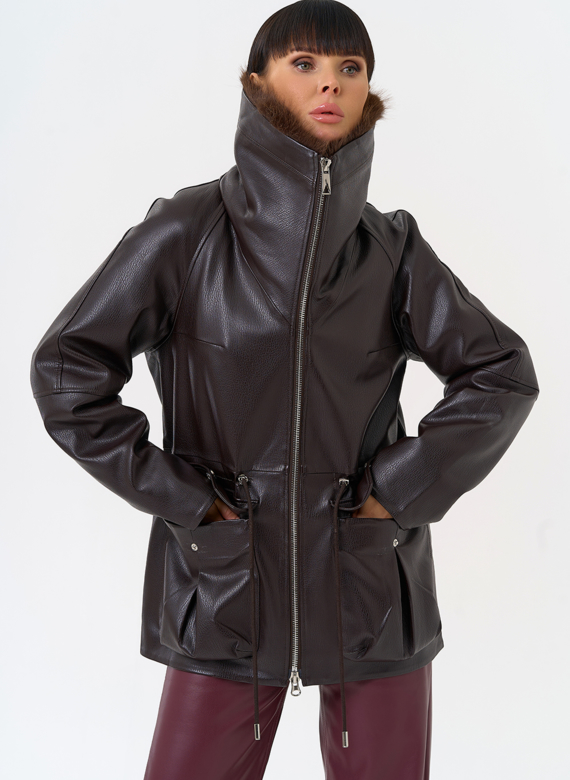 Удлиненная куртка из эко кожи с воротником из эко меха