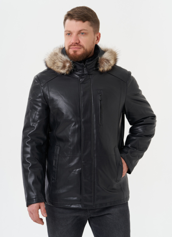 Пуховик из эко кожи с мехом енота