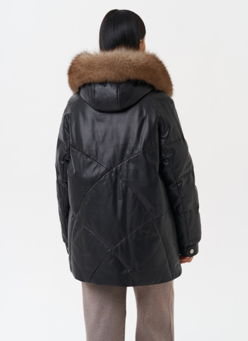 Женский кожаный пуховик с капюшоном