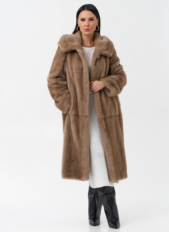 Длинная шуба с капюшоном 