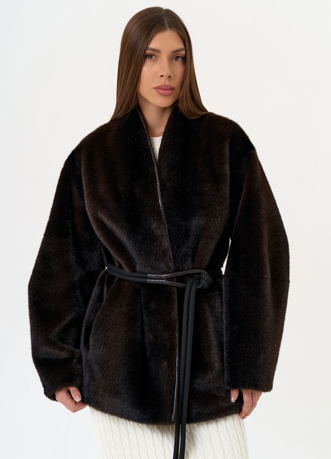 Женская шуба из эко меха коричневого цвета модель № 31522 меха малина