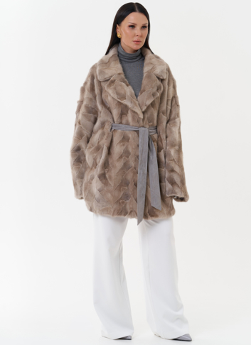 Шуба из меха скандинавской норки с поясом