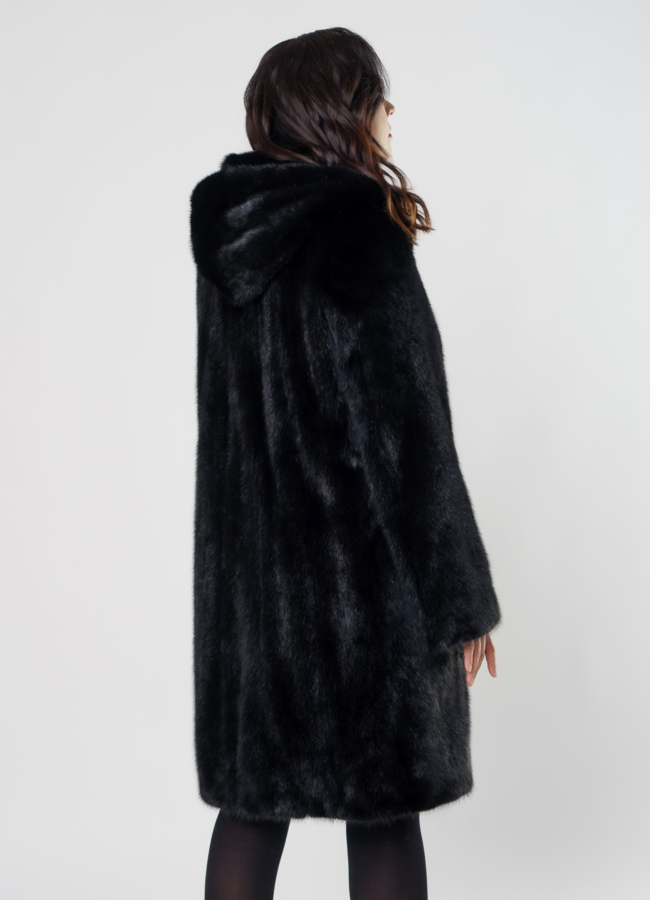 Черная норковая шуба с капюшоном модель № 26158 в кредит