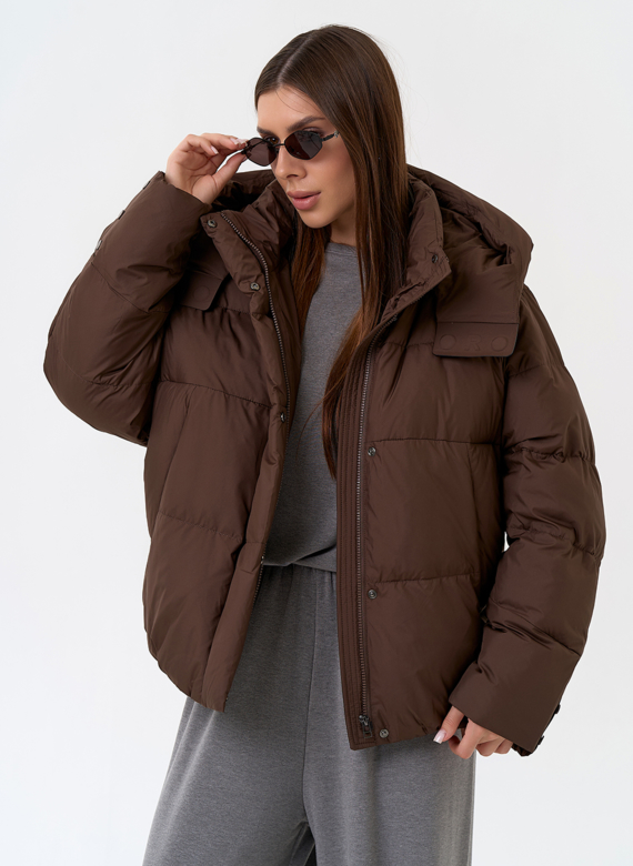 Женский пуховик с капюшоном