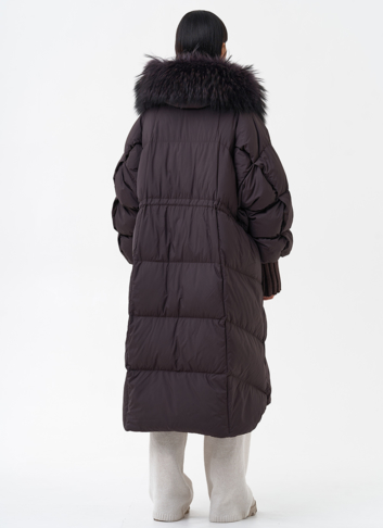 Длинный женский пуховик с капюшоном