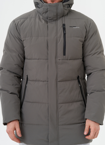 Зимний пуховик с капюшоном