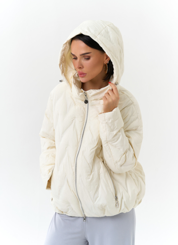 Женская куртка с капюшоном 