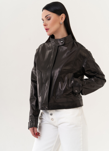 Куртка из натуральной кожи черного цвета