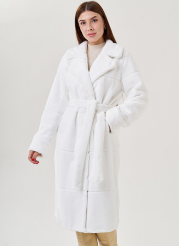 Белое пальто из эко меха