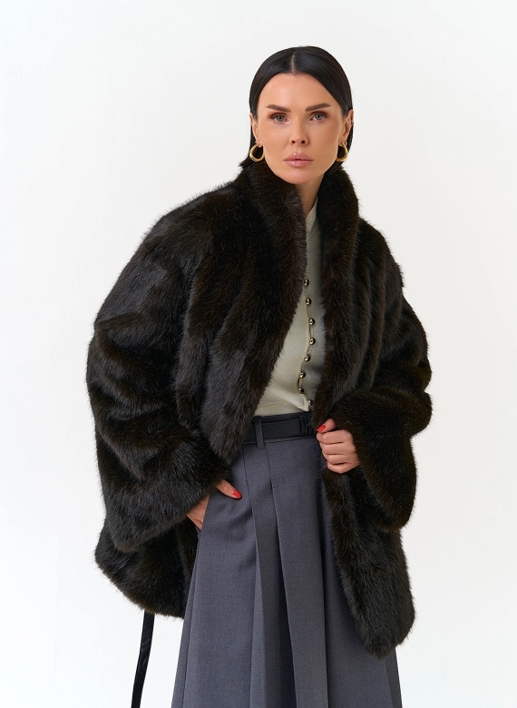 Женская шуба из эко меха фото
